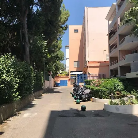 Au Calme Proche Du Palais Des Festivals *